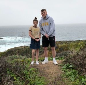 Meet your Posher, Chloe